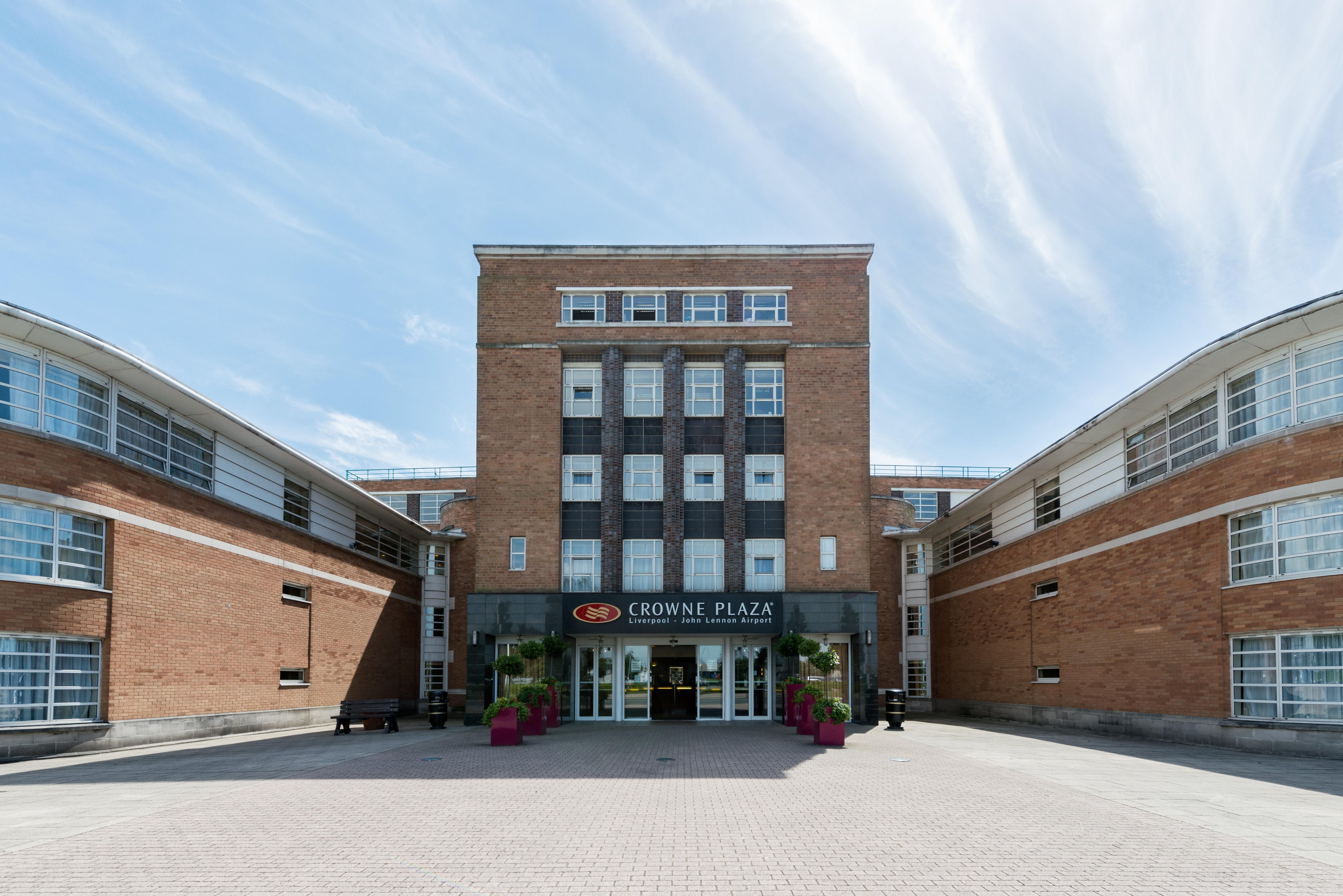 Crowne Plaza Liverpool - John Lennon Airport By Ihg Dış mekan fotoğraf
